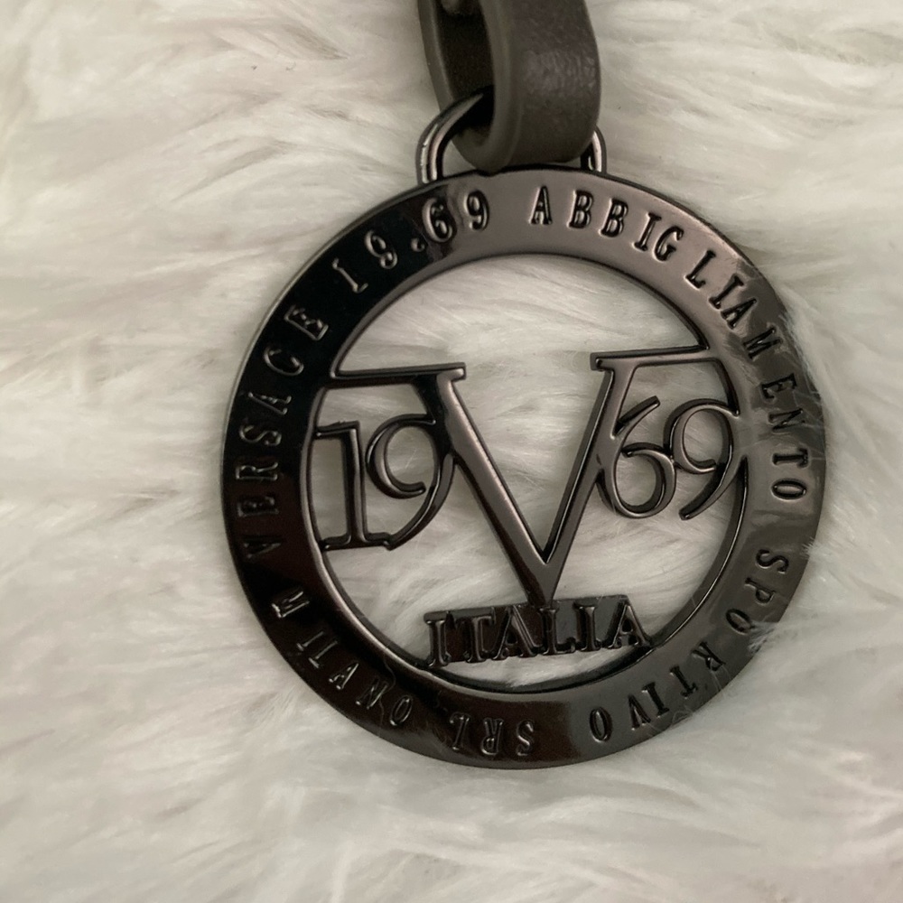 AUTHENTIC VERSACE 19-69 Abbigliamento Sportivo SRL